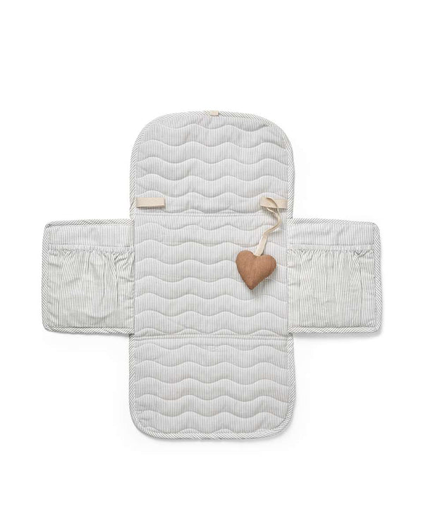 River Dew Stripe von Dear April mit zwei Taschen