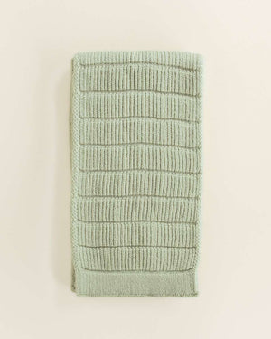 Strickdetail des mintfarbenen Jacobino Schals von Hvid