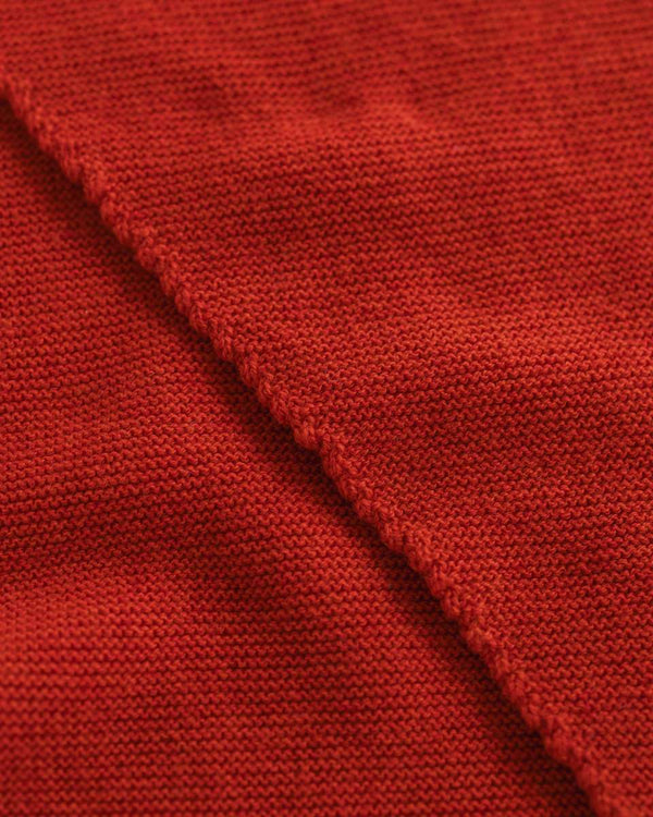 Strickstruktur des Hvid Schals Josephina Red im Detail