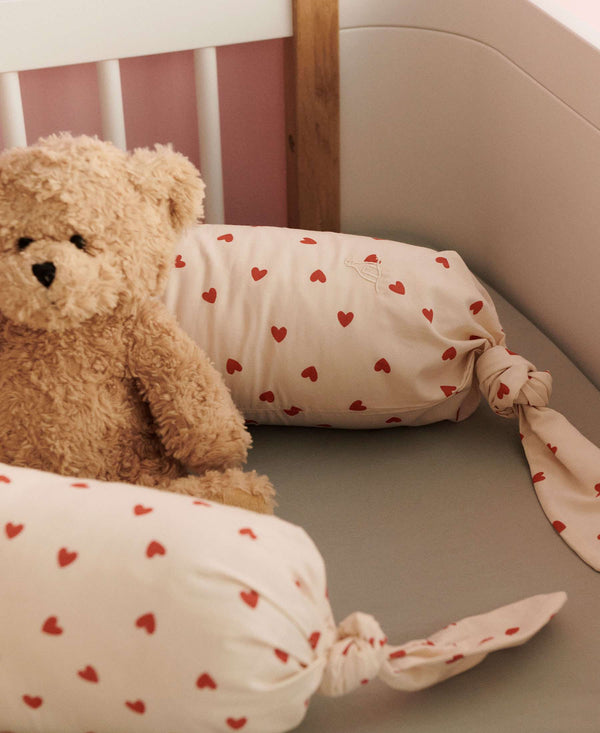 Skye Little Love von Dear April mit abnehmbarem Bezug
