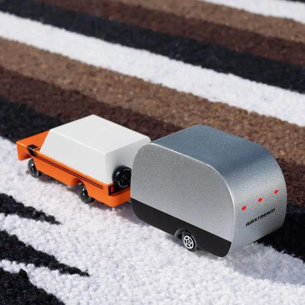 Candylab Toys Airstream® Wohnmobil | Spielzeugauto | Beluga Kids