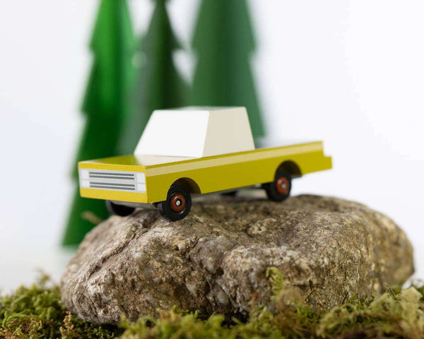 Candylab Toys Coyote Pickup mit wasserbasierten Farben