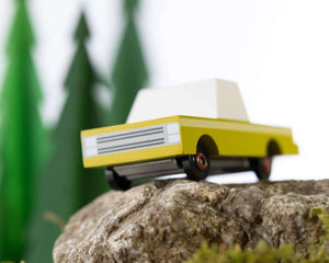 Coyote Pickup von Candylab Toys, kombinierbar mit CANDYCAR Campern