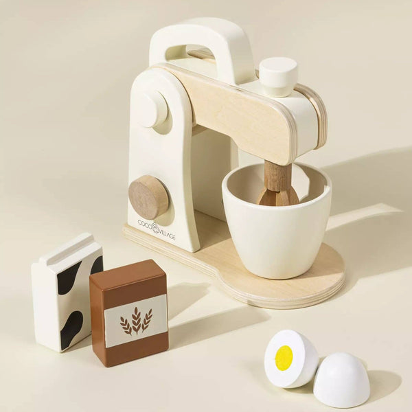 Wooden food processor and accessories