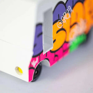 Candylab Graffiti Schwarz mit ABS-Felgen und Kunststoffreifen