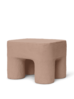 ferm LIVING Podo Stuhl Rose aus recycelter Pappe und Baumwolle
