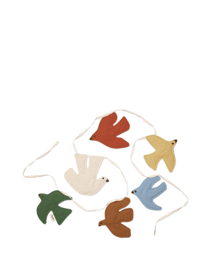 ferm LIVING Swif Bird Girlande Multi mit bunten Stoffvögeln