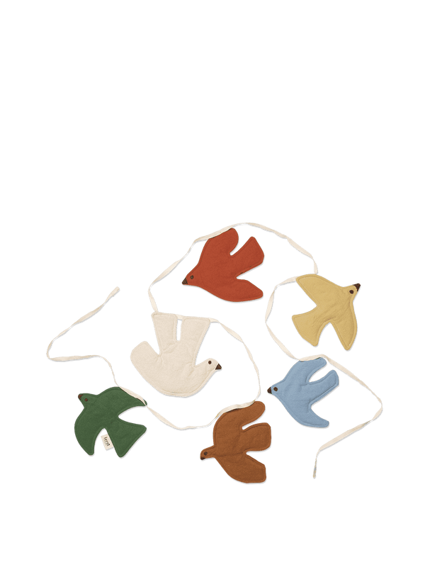 ferm LIVING Swif Bird Girlande Multi mit bunten Stoffvögeln