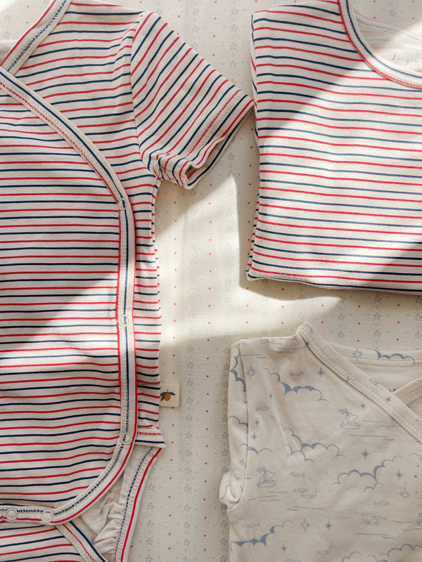 Basic short-sleeved bodysuit, striped tricolor