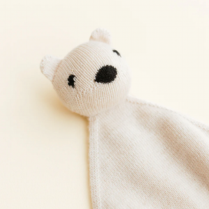 Hvid Schmusetuch Teddy Tokki in Cream – kuschelige Ansicht
