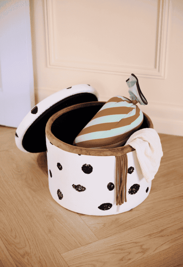 Kids Concept Hocker Pippi geöffnet mit Stauraum für Spielzeug