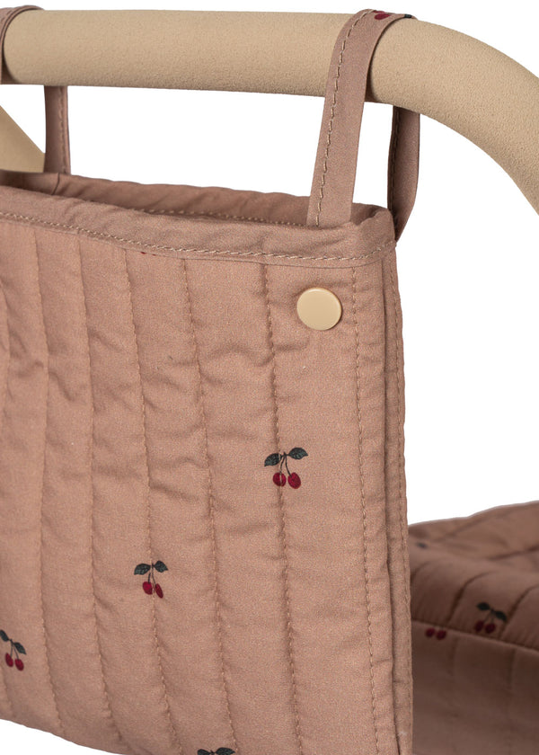 Minnie Puppenwagen Cherry Blush von Konges Sløjd mit Aufbewahrungstasche