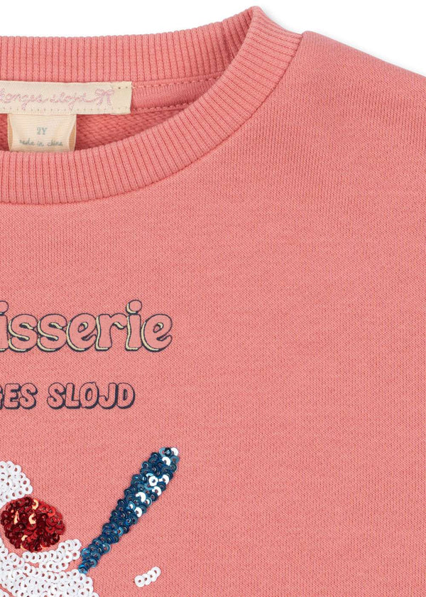 Rippenbündchen des Sweatshirts Lou von Konges Sløjd