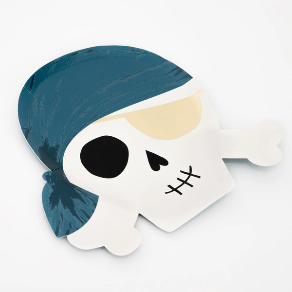 Piraten Partyteller von Meri Meri mit Totenkopf und blauem Bandana für farbenfrohe und lustige Piratenpartys.