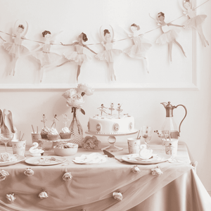 Tänzerin mit Tüll-Tutu der Meri Meri Ballerina Girlande
