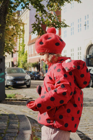 Rückansicht der Nuka Winterjacke Lady Dot