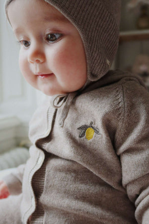 Mattou Overall und passende Mütze Light Brown von Konges Sløjd