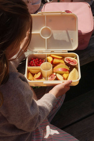 Konges Sløjd Bento Lunch-Box Lemon – Deckel im Detail