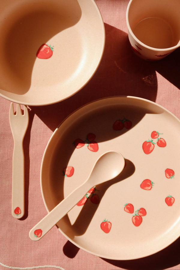 Fragola dinnerware set 