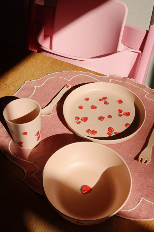 Fragola dinnerware set 