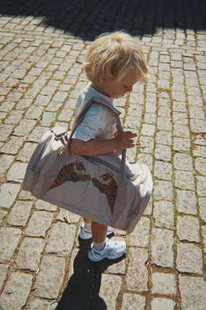 Konges Sløjd Kids Weekender Feather Grey – Stauraum innen