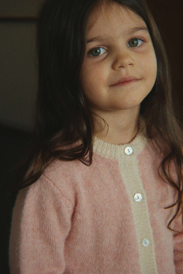 Konges Sløjd Strickjacke Kitty Silver Pink – Detailansicht