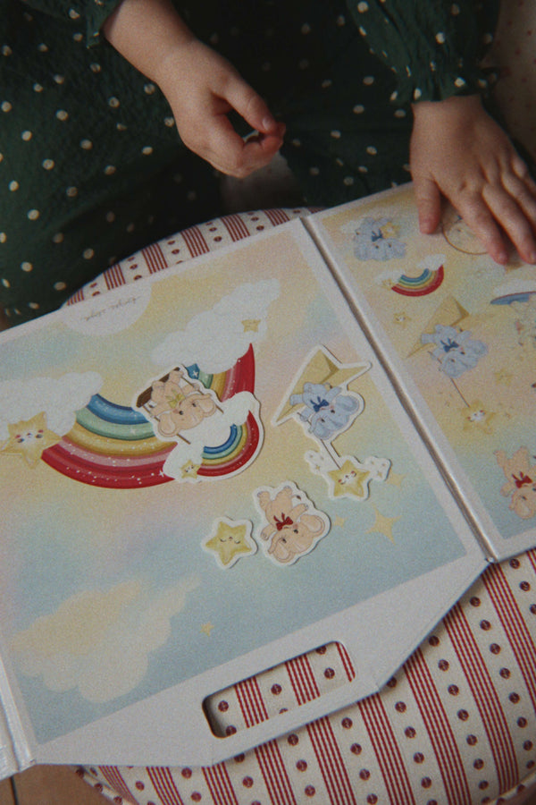 Konges Sløjd Sticker-Buch, Sticker im Einsatz