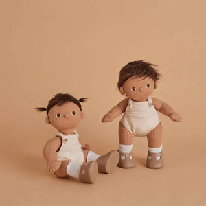 Olli Ella Dinkum Doll Sprout mit kleinem Regenbogen über dem Herzen