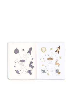 Buntstifte aus Holz zum Aktivitätsbuch von Konges Sløjd