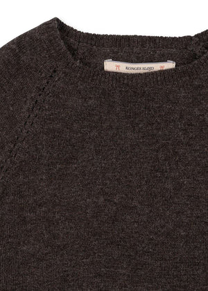 Rückansicht des Cathy Strickpullovers Brown Melange von Konges Sløjd
