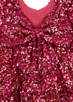 Rückansicht des Lila Paillettenkleids Sparkling Sangria von Konges Sløjd