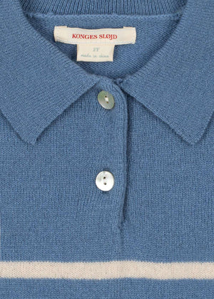 Basi Wollpoloshirt Blue von Konges Sløjd am Kind getragen