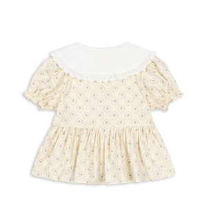 Konges Sløjd Coeur Collar Bluse Ciel Mirage – Nahaufnahme Stoff