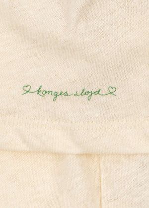 Konges Sløjd Era T-Shirt Buttercream – Gesamtlook