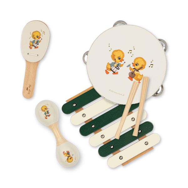 Music set in a suitcase, Green