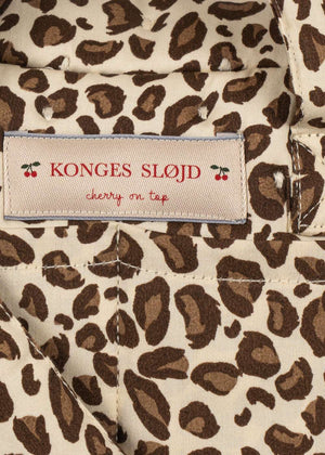 Puppen-Wickeltasche Leo von Konges Sløjd im Detail