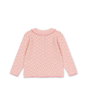 Konges Sløjd Strickjacke Rosier Light Rose – Nahaufnahme
