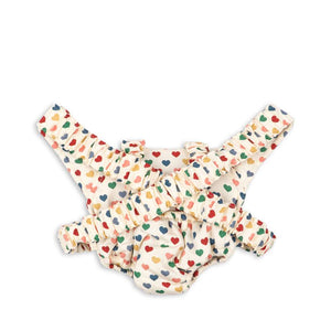 Puppentrage Coeur Coloré von Konges Sløjd mit Herzmuster
