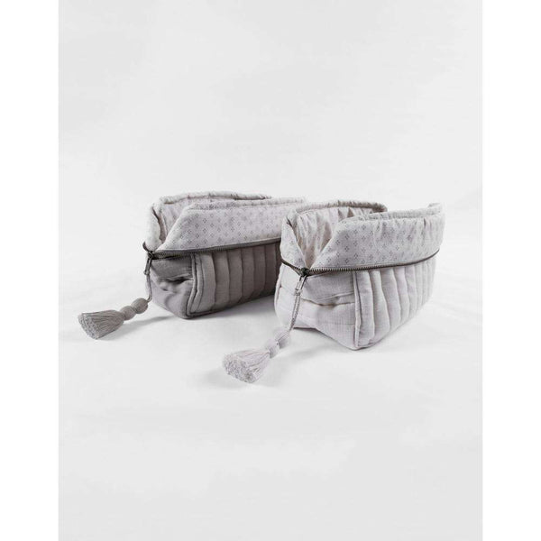 Pine Cone Lulu Natura, heller Stoff und Zipper im Detail