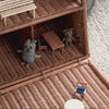 ferm LIVING geflochtenes A-Haus Natural – Rundumansicht im Video