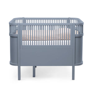 Sebra Babybett Baby & Junior Forest Lake Blue aus Holz – Frontansicht