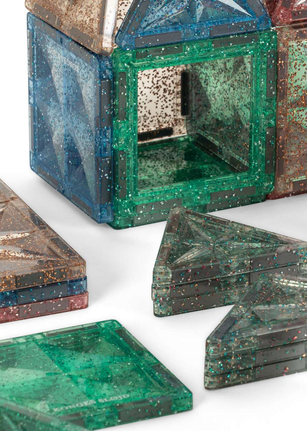 Konges Sløjd Magnetplättchen Glitzer, aufgebautes Haus