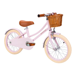 Abnehmbarer Rattan-Weidenkorb am Banwood Kinderfahrrad Classic Rosa