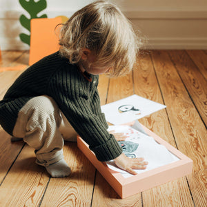 FrameMe Bilderrahmen Nussbaum geölt aus Holz | Beluga Kids