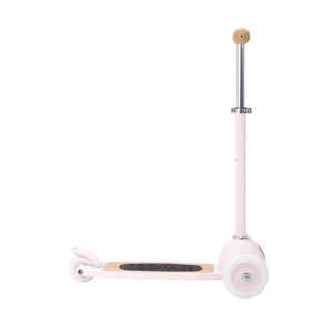 Trittbrett des Banwood Scooters in Rosa